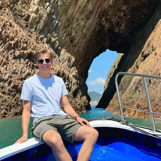 Hong Kong Geopark Four Sea Arches Volcano Sightseeing Speedboat Tour (2hrs)