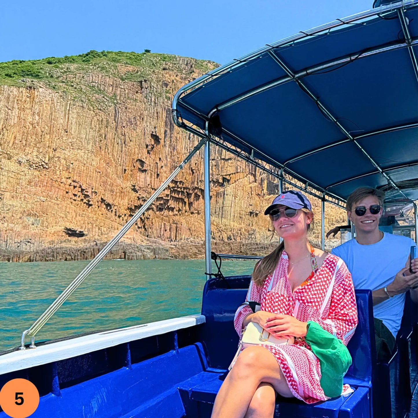 Hong Kong Geopark Four Sea Arches Volcano Sightseeing Speedboat Tour (2hrs)