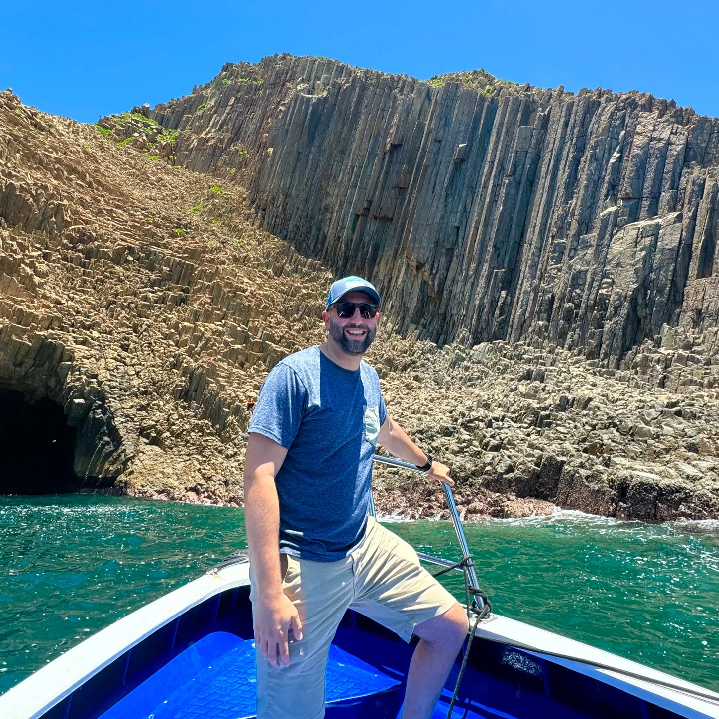 Hong Kong Geopark Four Sea Arches Volcano Sightseeing Speedboat Tour (2hrs)