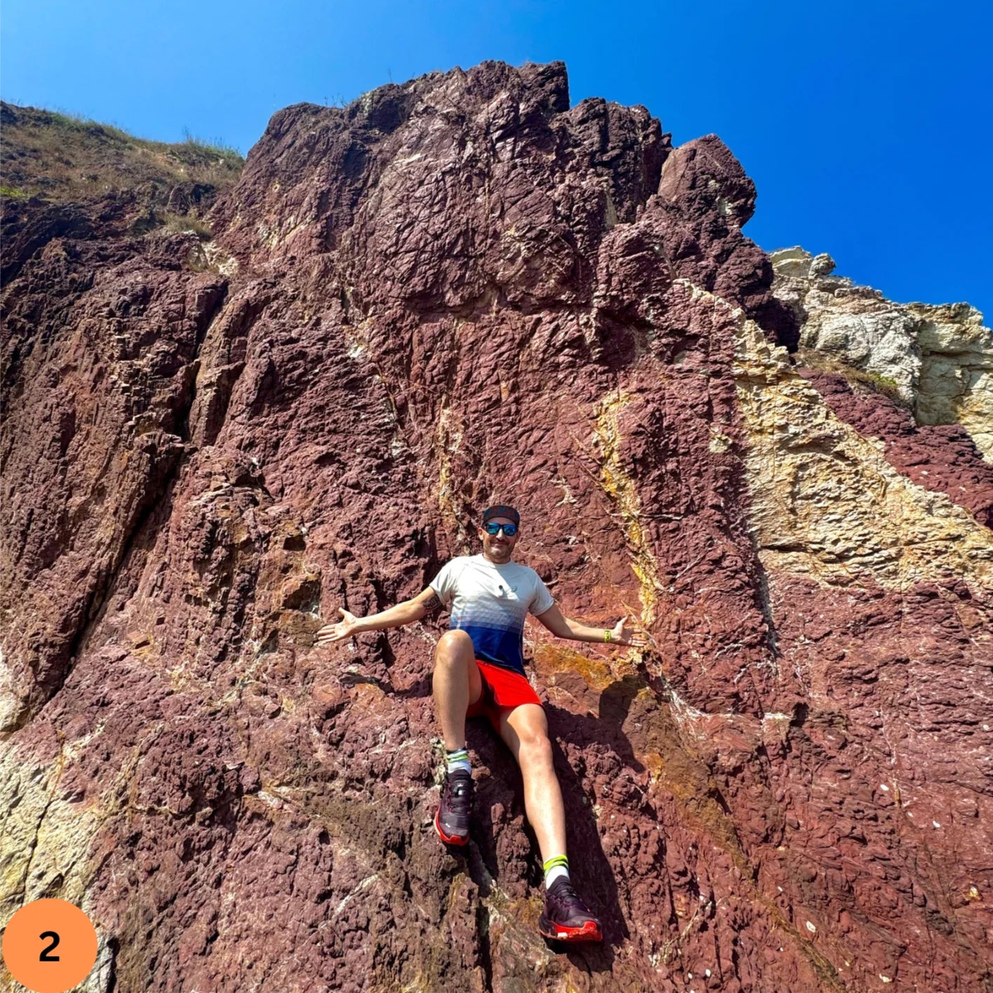 Hong Kong Geopark Red Coast Island Hopping Experience (2.5hrs)