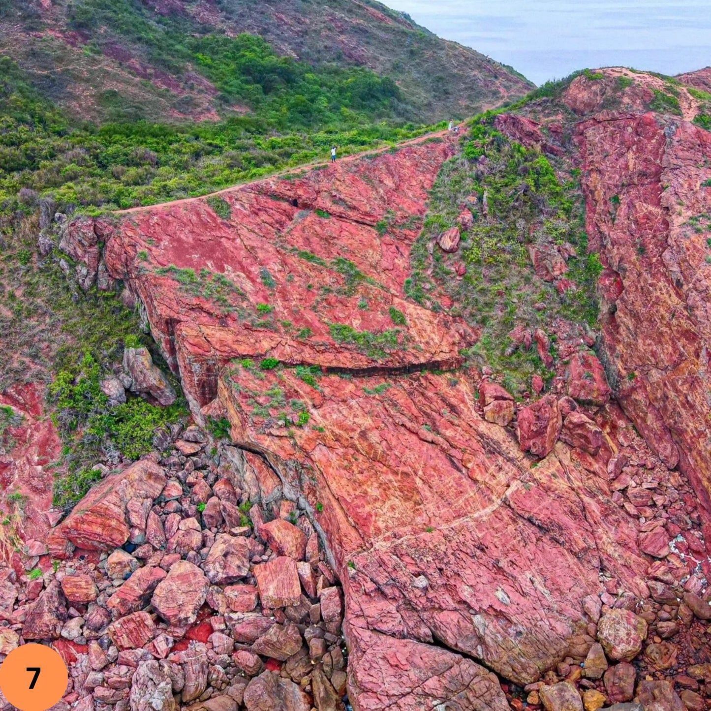 Hong Kong Geopark Red Coast Island Hopping Experience (2.5hrs)